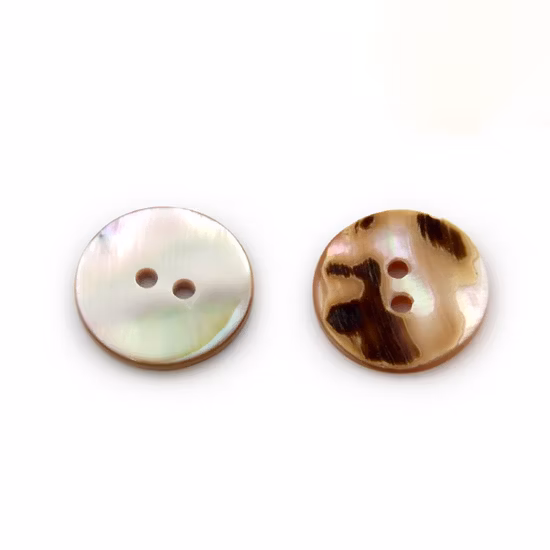Venta al por mayor Botón de concha de abulón de color natural y blanco 16L 10 mm 4 agujeros
